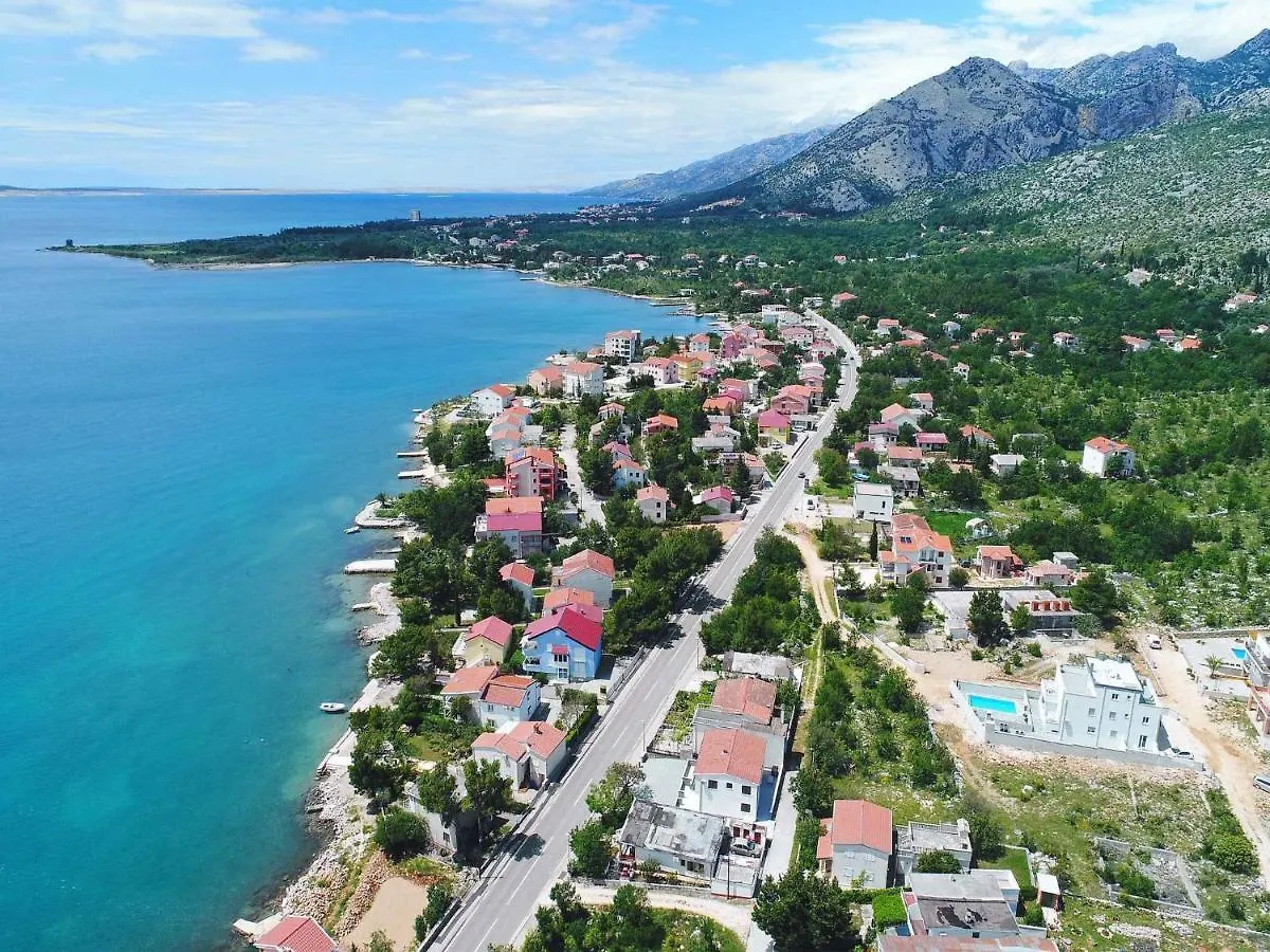 Apartments In Starigrad-Paklenica 41220