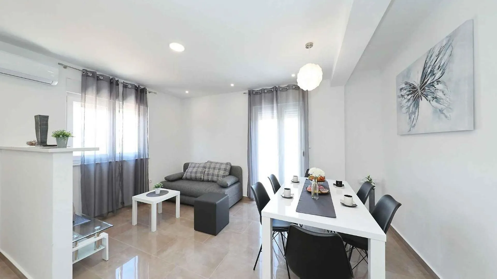 Apartments In Starigrad-Paklenica 41220 Starigrad Paklenica